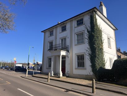 Posting House, TRING